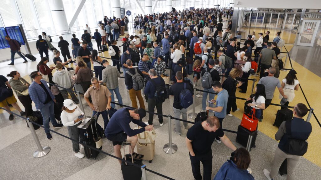 Senate, White House near agreement to end DHS shutdown