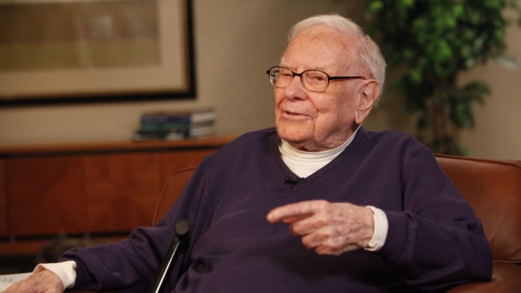 Warren Buffett says he hasn't spoken to Bill Gates