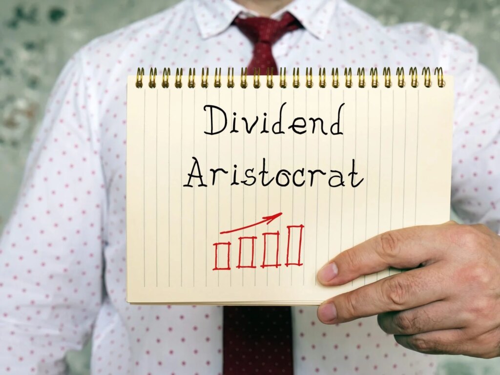 3 Dividend Aristocrats I'd Own Instead of the S&P 500 Right Now
