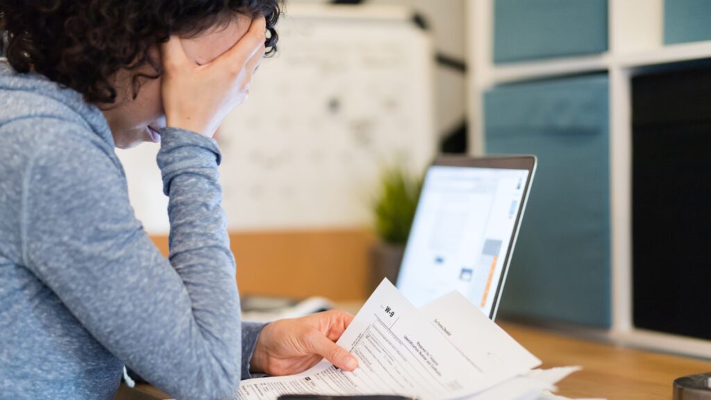 ChatGPT: What happens if you file your taxes late?