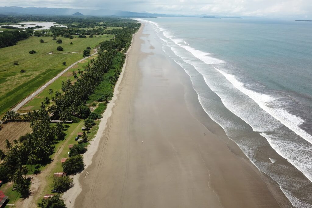 Escape to this quiet, relaxing beach town in Panama