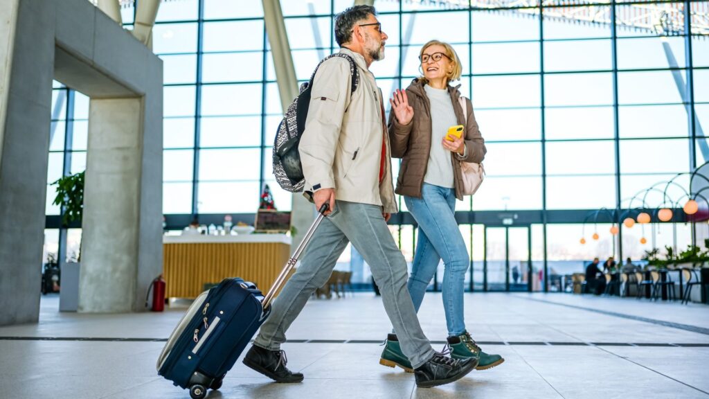 Places to never keep your money while traveling