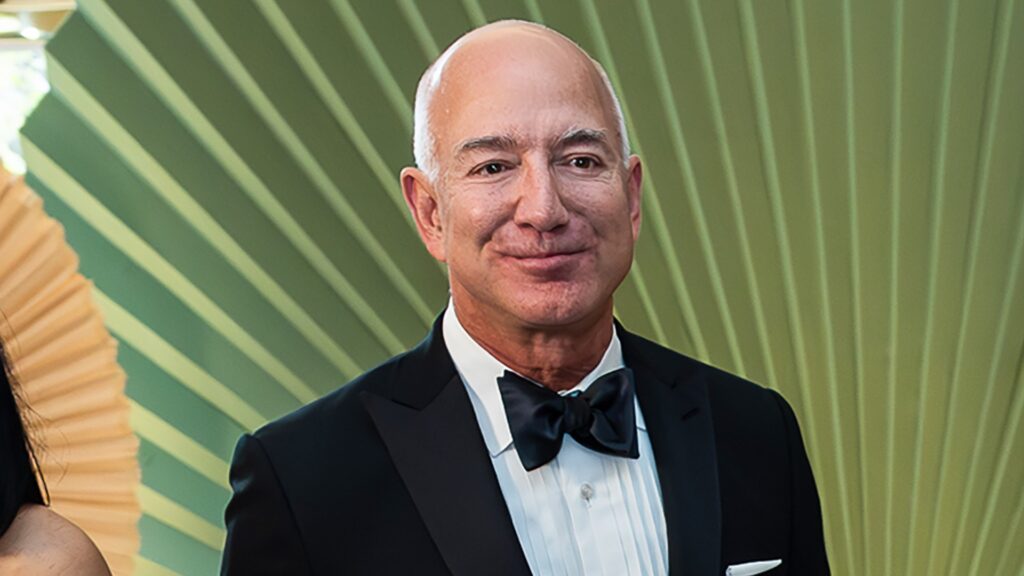 The big tax move that saved Jeff Bezos $1 billion The big tax move that saved Jeff Bezos $1 billion