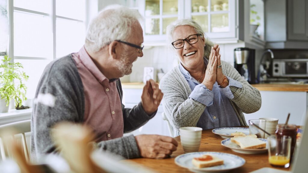 5 Places to Live Like a Rock Star Alone on Social Security