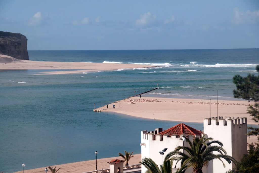 8 reasons to retire on Portugal’s Silver Coast 8 reasons to retire on Portugal's Silver Coast