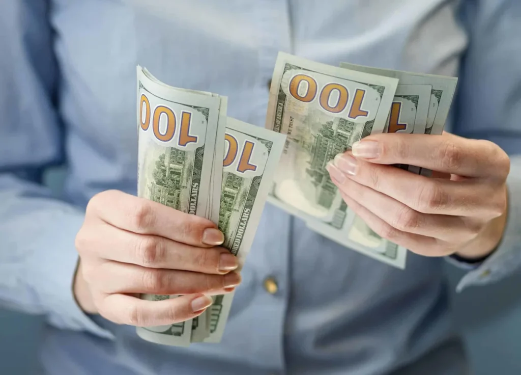 A $750,000 Portfolio That Quietly Pays You $41,700 a Year