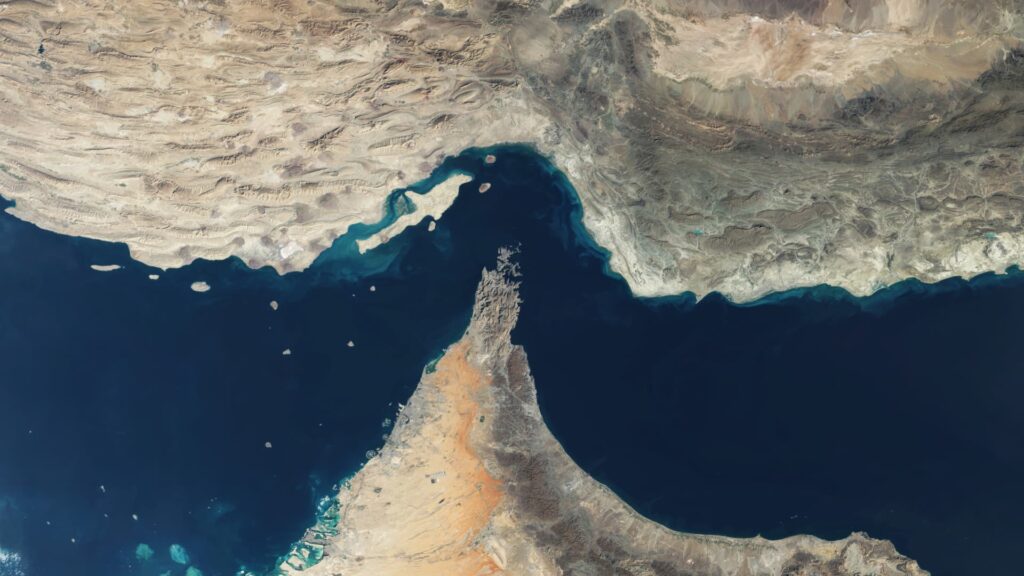 Firing between US and Iran in the Strait of Hormuz; Each claims the other shot first