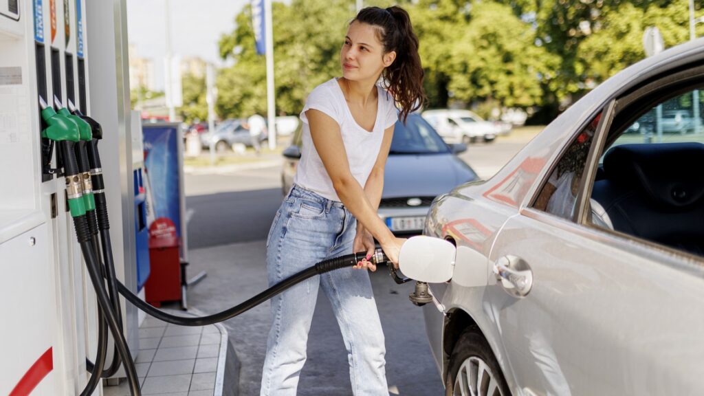 How could a war with Iran change gas prices this summer?