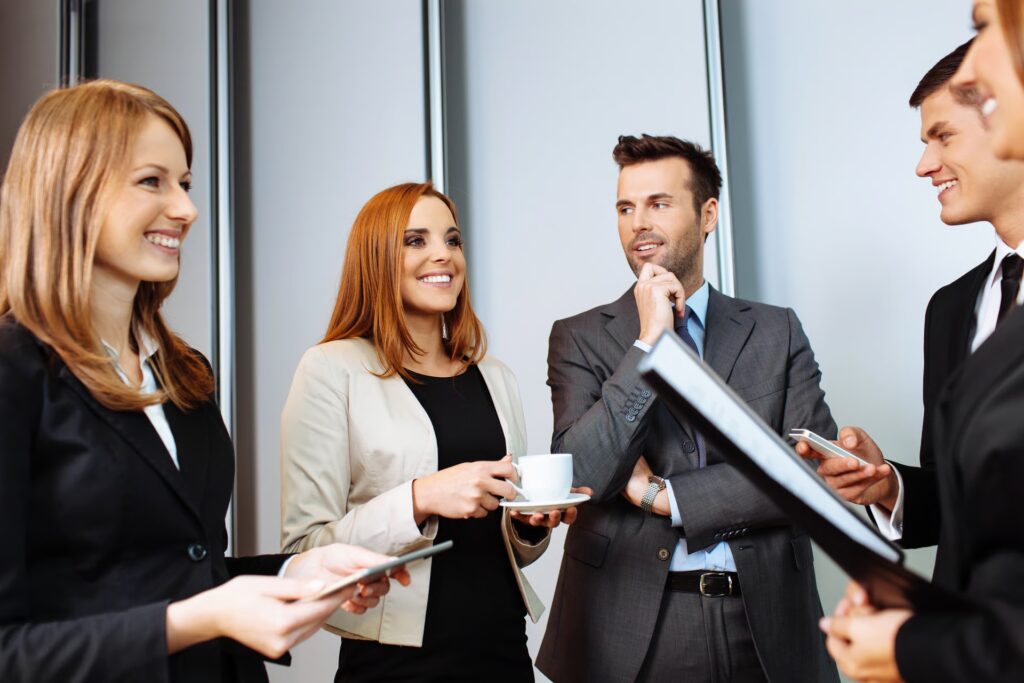 How to Master the 30-Second Pitch That Gets Your Attention