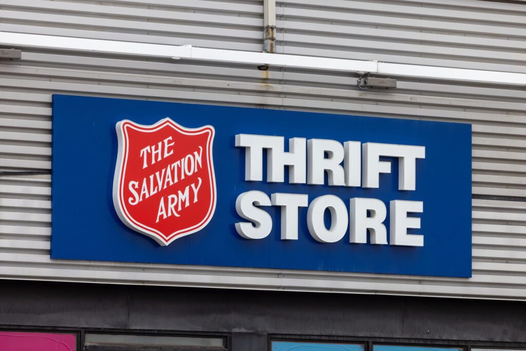 I am a professional thrifter. Here’s what I do differently when shopping at the Salvation Army. I am a professional thrifter. Here's what I do differently when shopping at the Salvation Army.