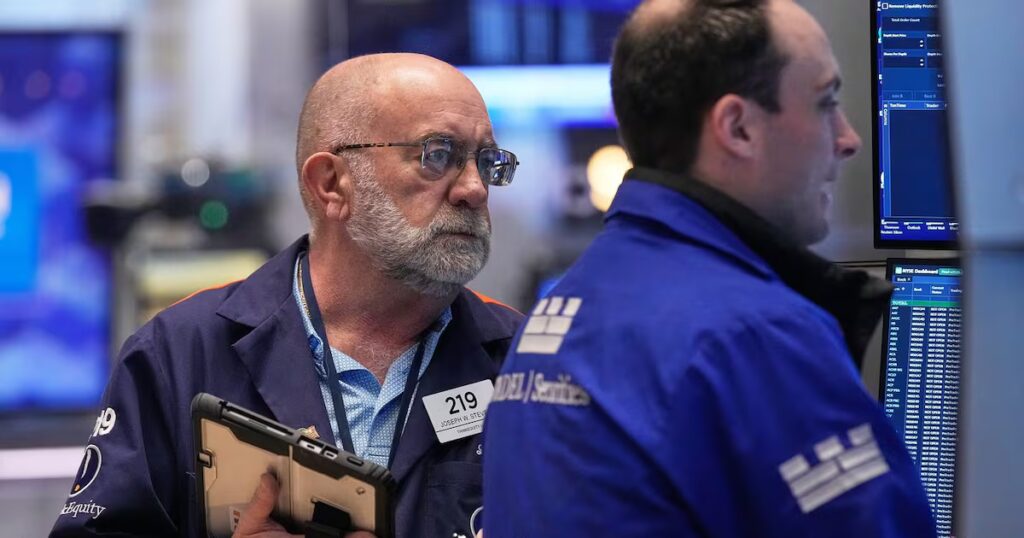Investors turn to defensive dividend sectors
