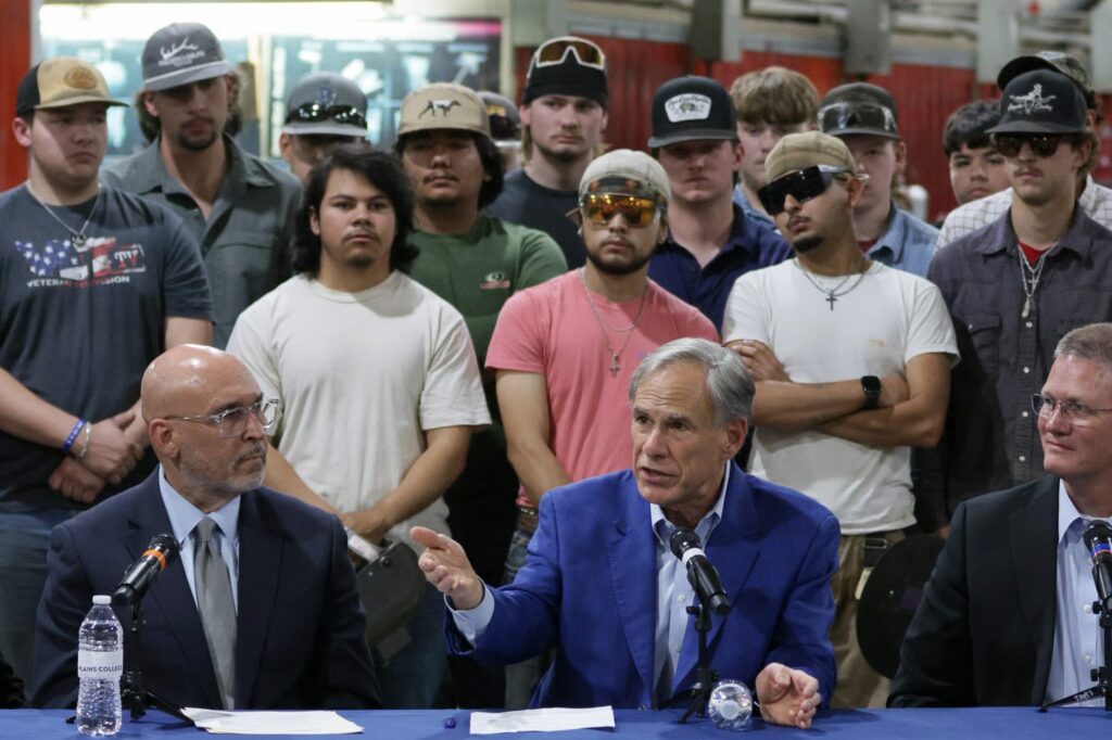 Texas freezes tuition at public colleges, universities. here’s why Texas freezes tuition at public colleges, universities. here's why