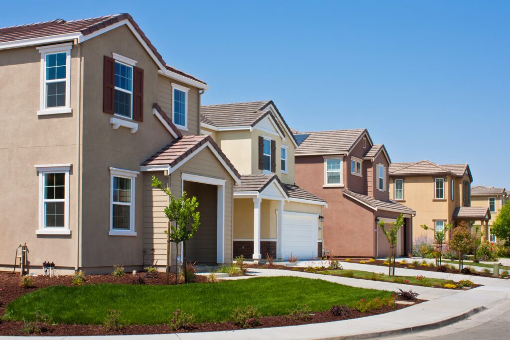 This is the salary you need to live comfortably in America's 15 largest metropolises