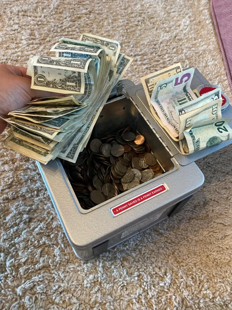 10 Tips for Building Wealth in Your 20s 10 Tips for Building Wealth in Your 20s