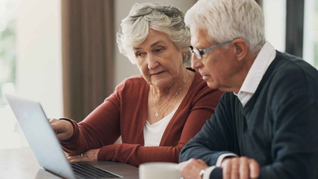 12 Retirement Mistakes That Cost $100K+ 12 Retirement Mistakes That Cost $100K+