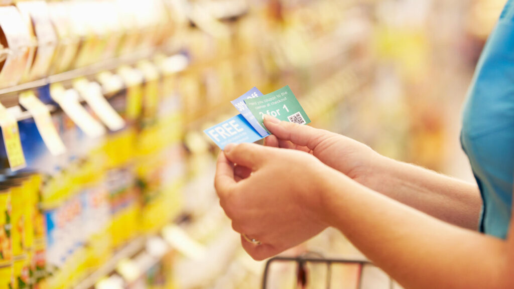 8 frugal habits Americans are ridiculed for 8 frugal habits Americans are ridiculed for