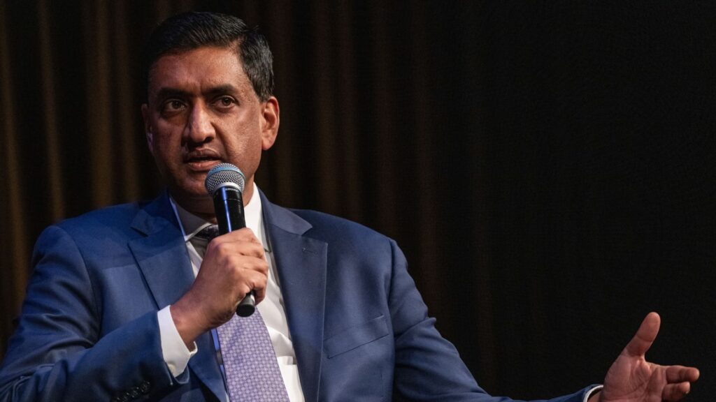 Khanna, China committee put pressure on Blanche for Chinese manufacturing report Khanna, China committee put pressure on Blanche for Chinese manufacturing report