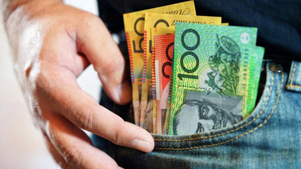 Macquarie says these 3 ASX shares will deliver a dividend yield better than 5%