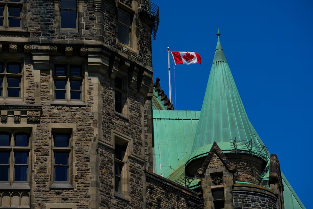 Source says Ottawa to launch new startup investment fund as part of AI strategy Source says Ottawa to launch new startup investment fund as part of AI strategy