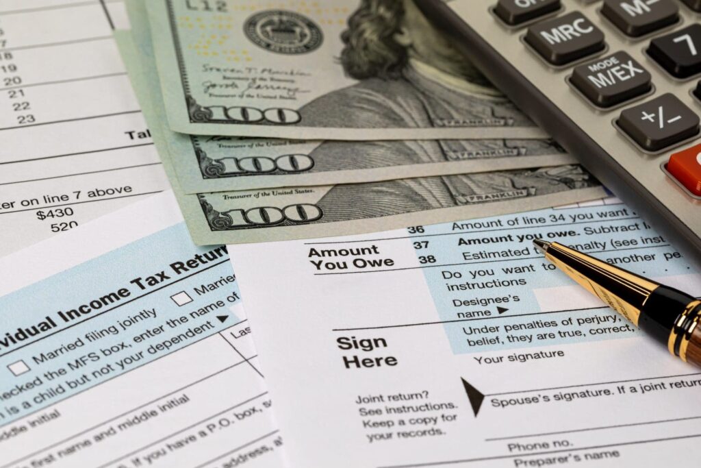 The Tax Math That Makes These Dividend Stocks Worth $19,200 More Inside a Roth