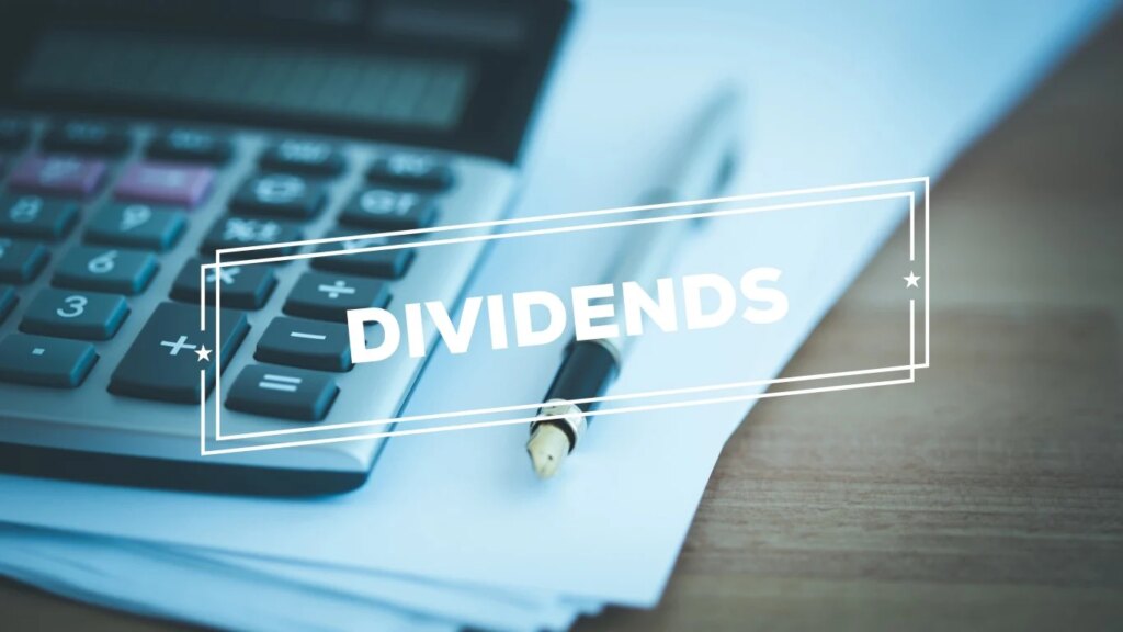 These 4 dividend stocks generate $19,200 tax-free inside a Roth These 4 dividend stocks generate $19,200 tax-free inside a Roth
