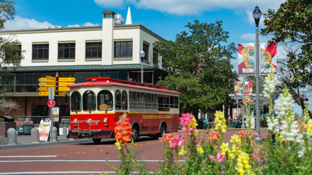 5 cities with nice weather to retire to on $2,250 a month 5 cities with nice weather to retire to on $2,250 a month