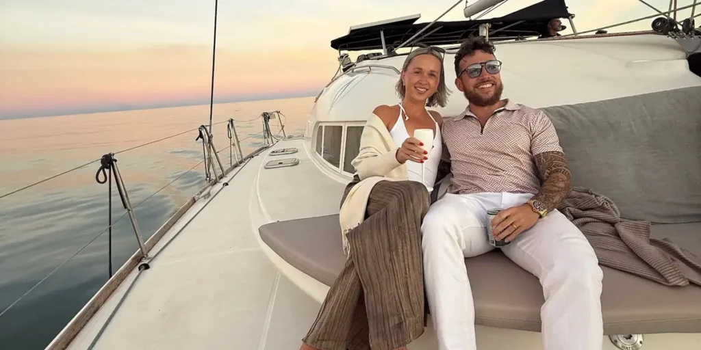 A financially independent millennial explains the ‘lazy way’ to avoid fire A financially independent millennial explains the 'lazy way' to avoid fire