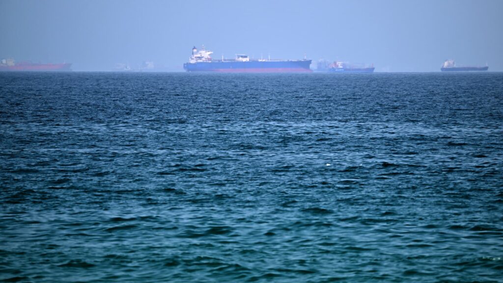 UK, France agree with Oman to ensure security of its territorial waters UK, France agree with Oman to ensure security of its territorial waters