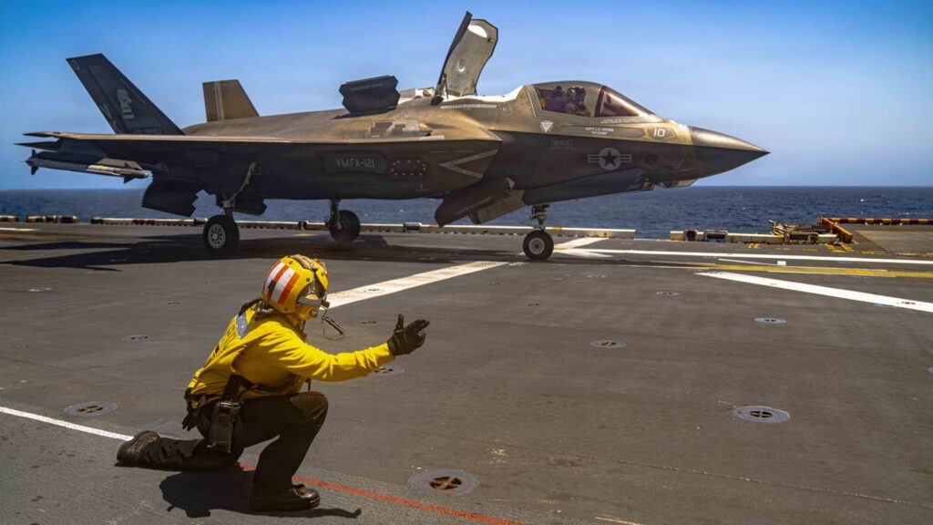 US attacks Iran before resumption of blockade of Strait of Hormuz US attacks Iran before resumption of blockade of Strait of Hormuz