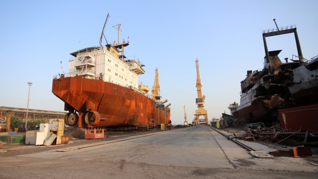 US attacks Iran over tanker collision in Hormuz; 10 day ceasefire in focus US attacks Iran over tanker collision in Hormuz; 10 day ceasefire in focus
